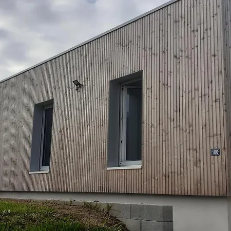 Des Pommiers Holiday home